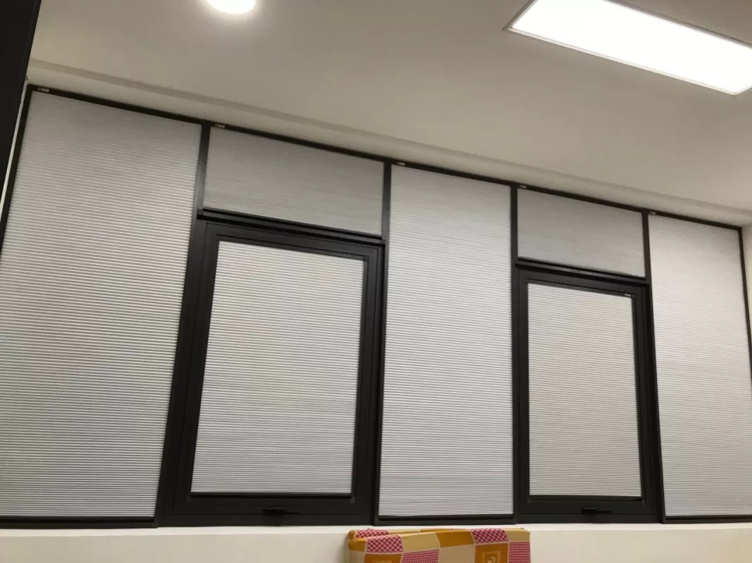 Khám Phá Rèm Tổ Ong - Giải Pháp Hoàn Hảo Cho Không Gian Nội Thất