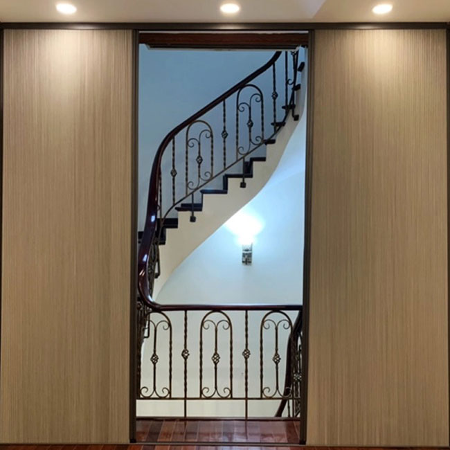 Khám Phá Vẻ Đẹp Của Vách Ngăn Cầu Thang Đẹp - Tạo Điểm Nhấn Độc Đáo Cho Ngôi Nhà Bạn