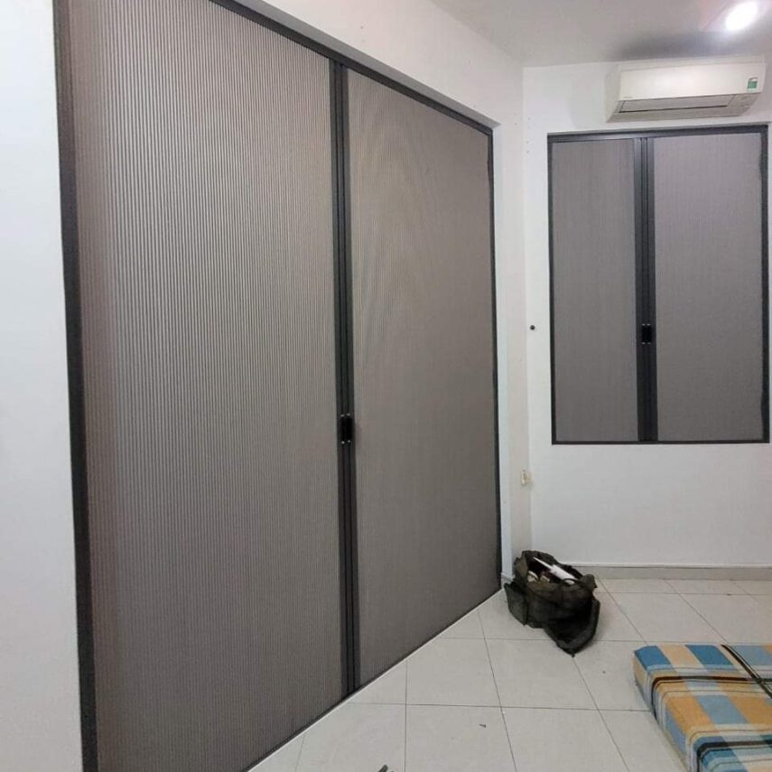 Biến Không Gian Lớn Thành Nhiều Khu Vực Riêng Tư Với Rèm Vách Ngăn Tổ Ong
